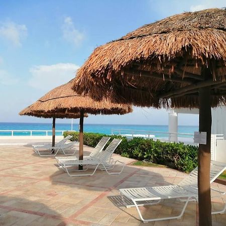 Confortable Depa En Condominio Frente Al Mar! Cancún Exterior foto